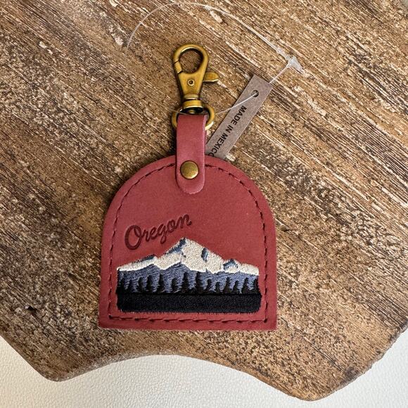 Portland Leather Oregon Charm FOXGLOVE FAST SHIP MOUNTAIN Bag Charm Pacific NW - Picture 5 of 7